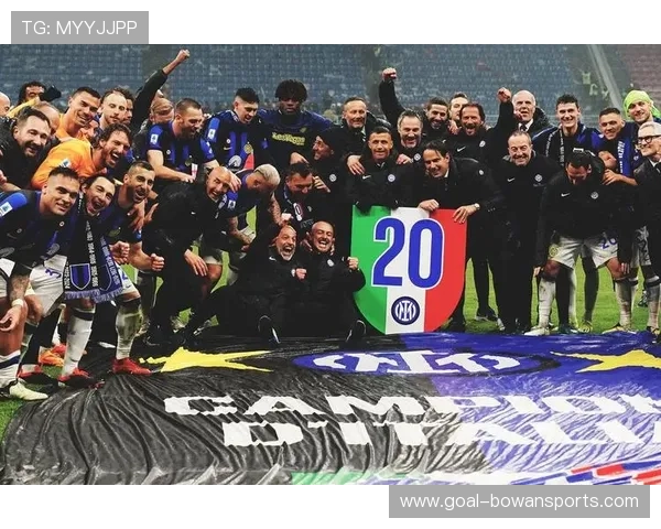 足球传奇再现 球星背后的奋斗与荣耀之路